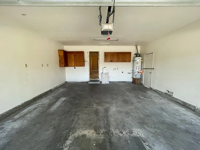 3233 Nightingale Dr — Photo 34