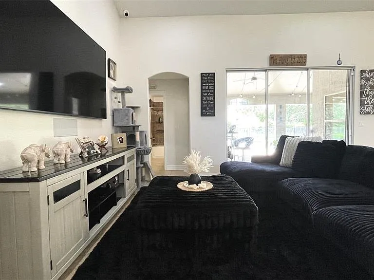 11321 Oswalt Rd — Photo 9