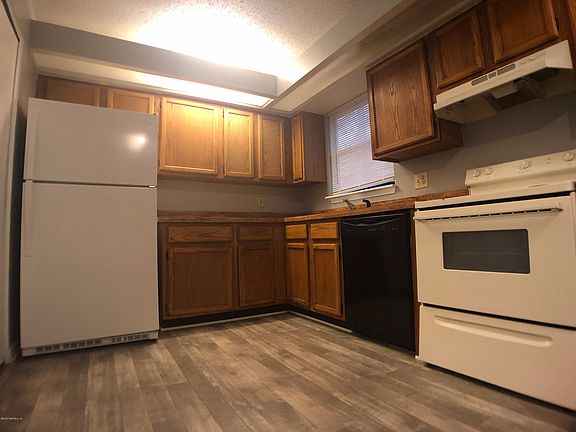 5th image of 7691 Gregory Dr