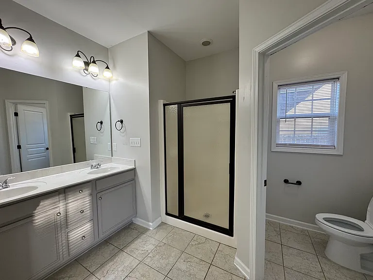 242 Tadcaster Ct — Photo 13