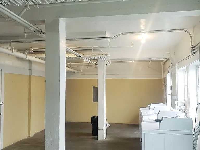 207 Yakima St — Photo 19