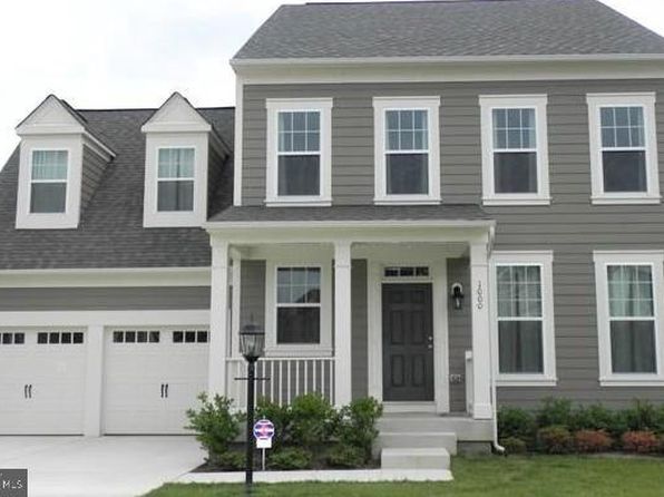 1000 Everett Ct