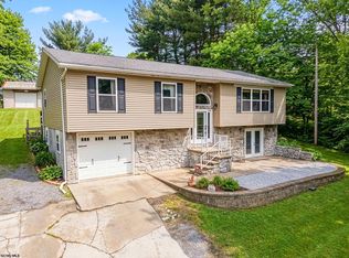 427 Aarons Creek Rd, Morgantown, WV 26508