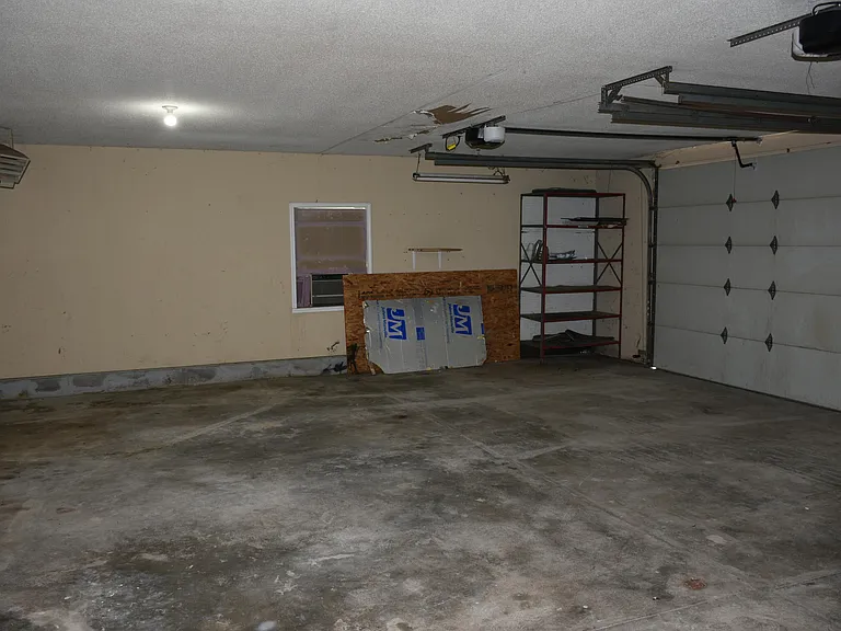 714 E Nance Dr — Photo 17