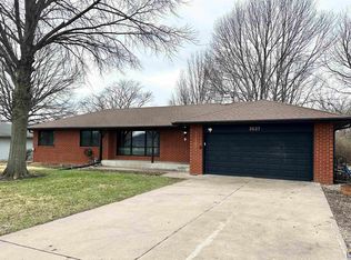 3537 SE Croco Rd, Topeka, KS 66605