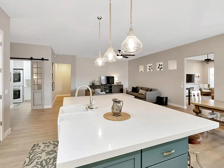 10226 E Laguna Azul Ave — Photo 34