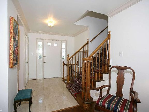 3rd image of 15712 Bondy Ln