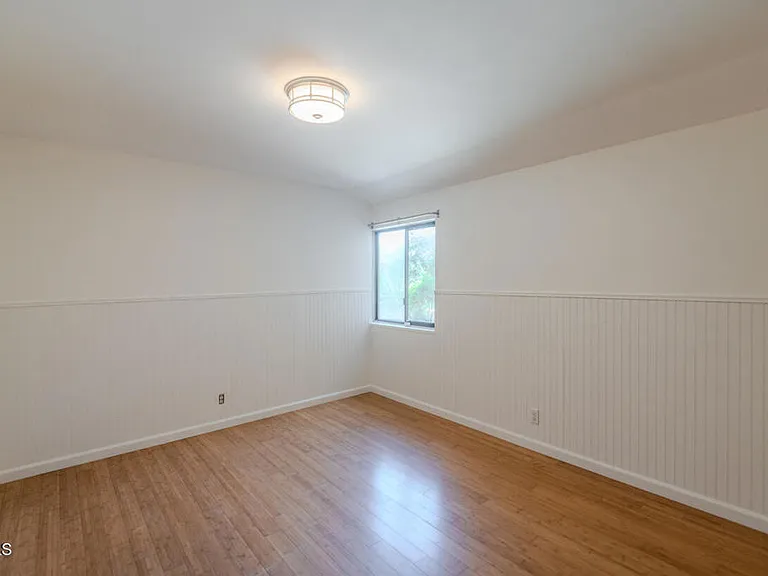 4819 Oakwood Ave — Photo 19