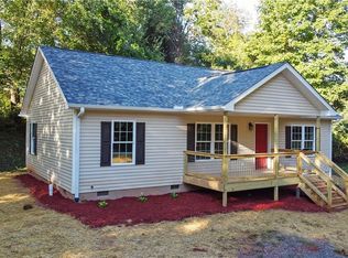 749 N Morgan Branch Rd, Candler, NC 28715