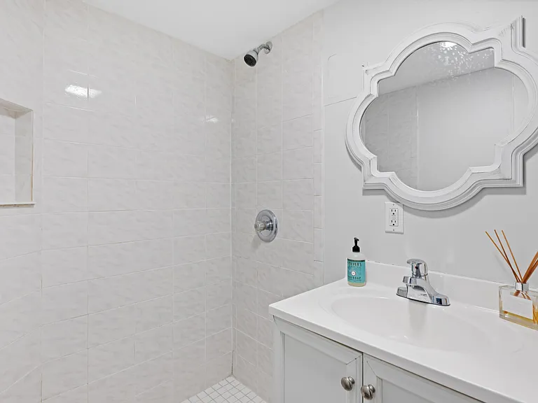 6 Lincoln Ave — Photo 22