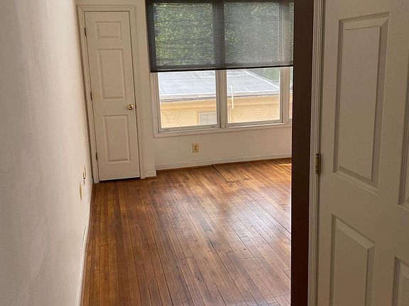 3rd image of 205-207 N Market St #2D