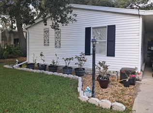 143 Landing Dr, Leesburg, FL 34748