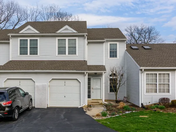 1514 Spring Knoll Ct, Harrisburg, PA 17111