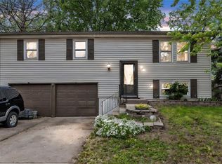 514 S Oak St, Gardner, KS 66030