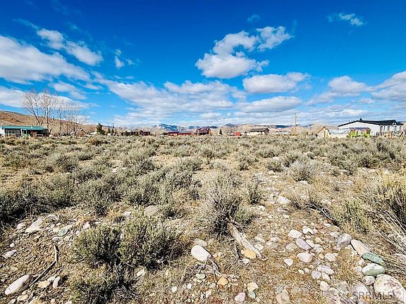 2nd image of 63 Valley View Cir