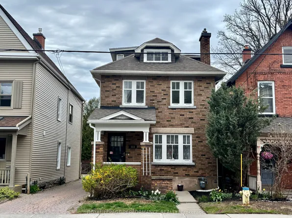 113 4th Ave, Ottawa, ON K1S 2L3