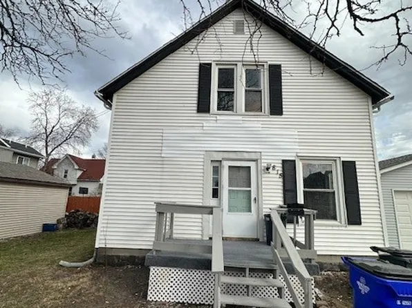 815 8th St SW, Cedar Rapids, IA 52404