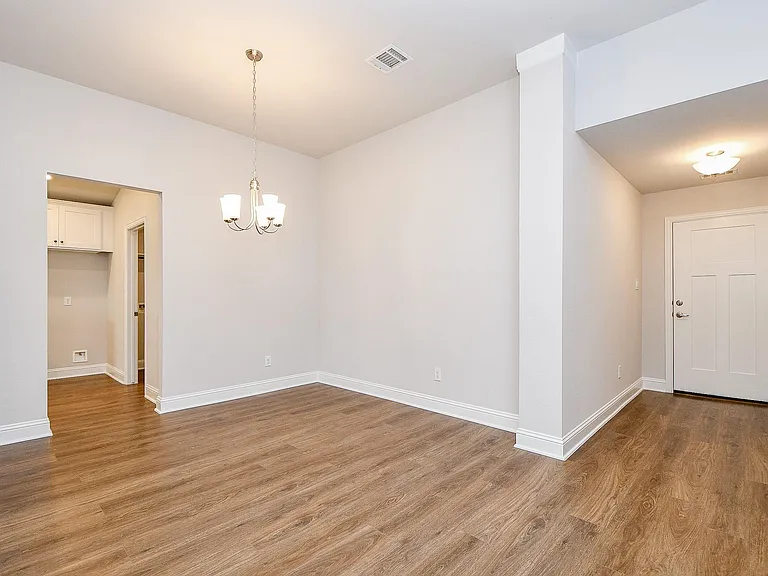 2700 Diamond Reef Ln — Photo 13
