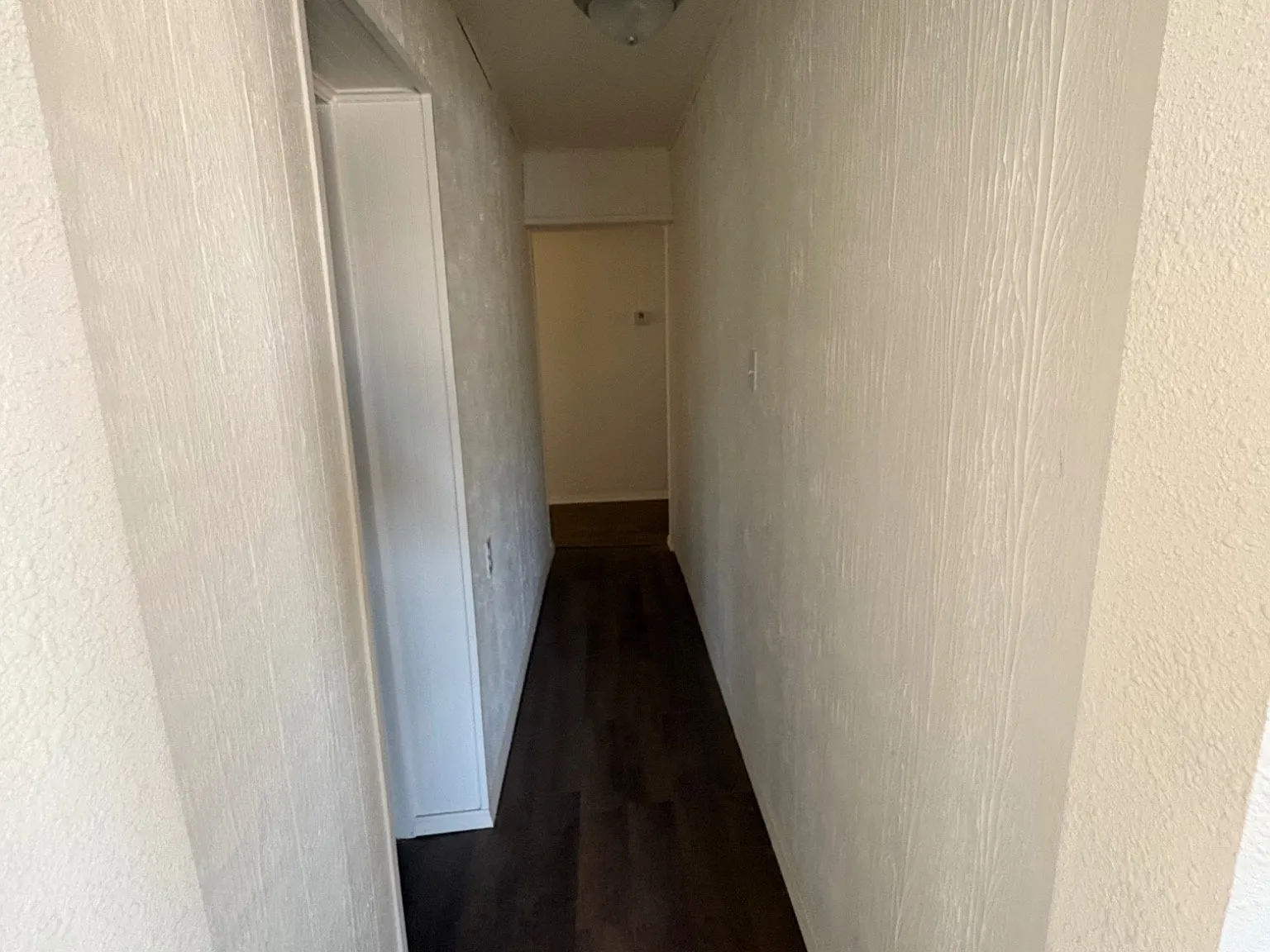 3 bed, 2307 sqft, $1,600 — Photo 3