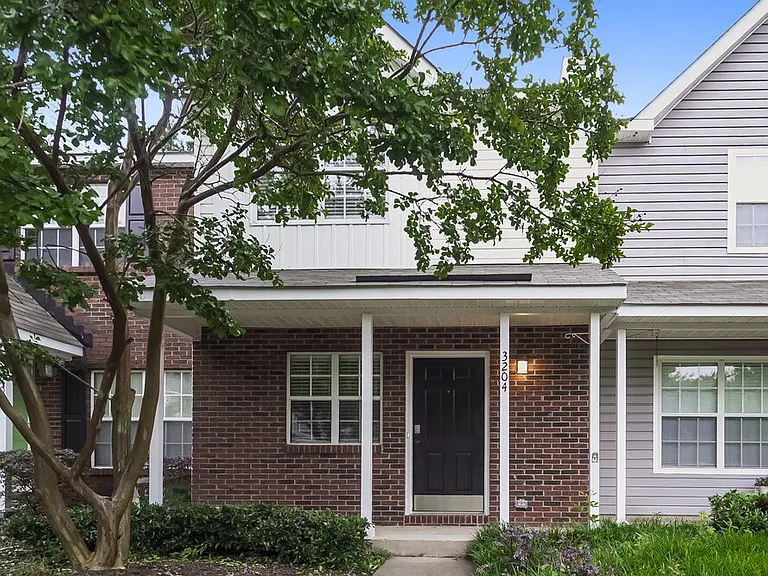 3204 Summercroft Ln — Photo 4