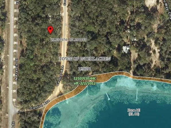 129 Central Ave #13, Interlachen, FL 32148