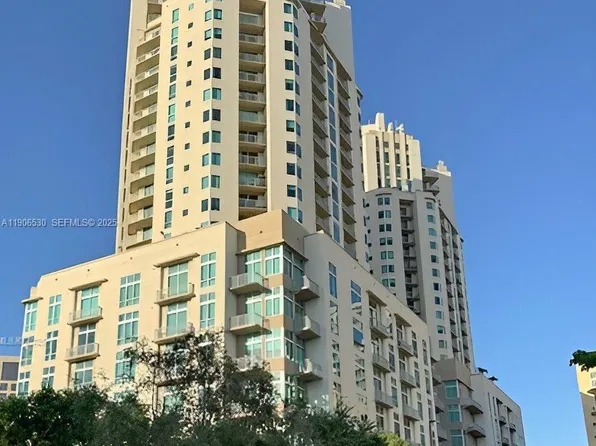 9055 SW 73rd Ct APT 907, Miami, FL 33156