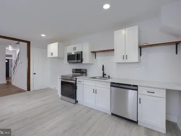 74 Howard Ave, Lancaster, PA 17602