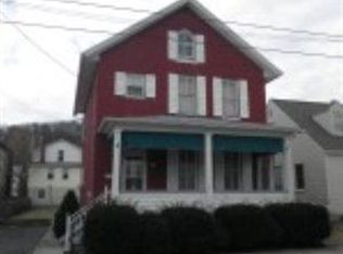 110 Water St, Everett, PA 15537