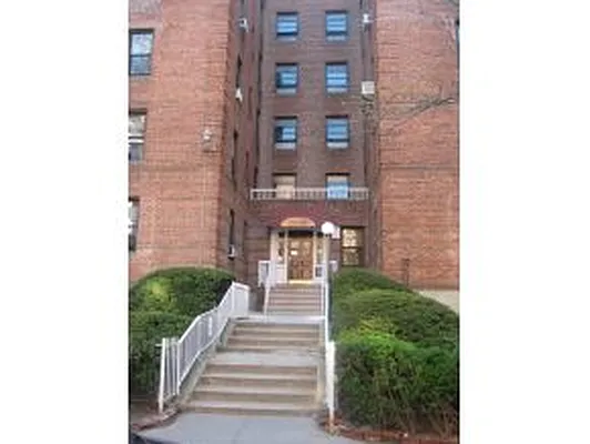 Sold by Citi Star Realty | media 1