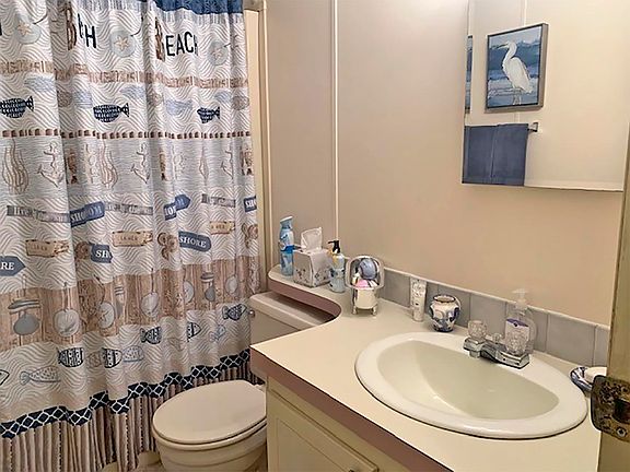 5th image of 1043 La Paloma Blvd #1043