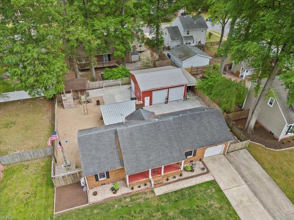 705 Pinehurst Dr, Chesapeake, VA 23323