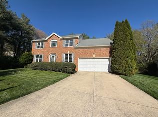 10004 Manor Pl, Fairfax, VA 22032