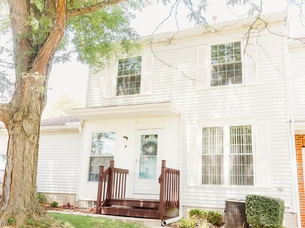 2786 Mull Ave APT H, Copley, OH 44321