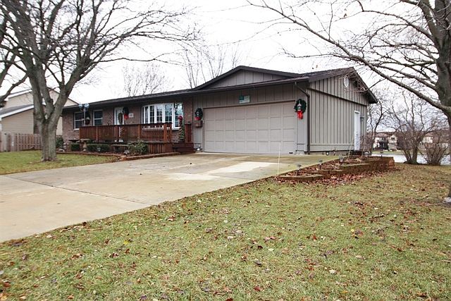 1st image of 68 Briarcliff Ln