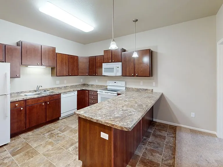 2681 Whispering Creek Cir S — Photo 17