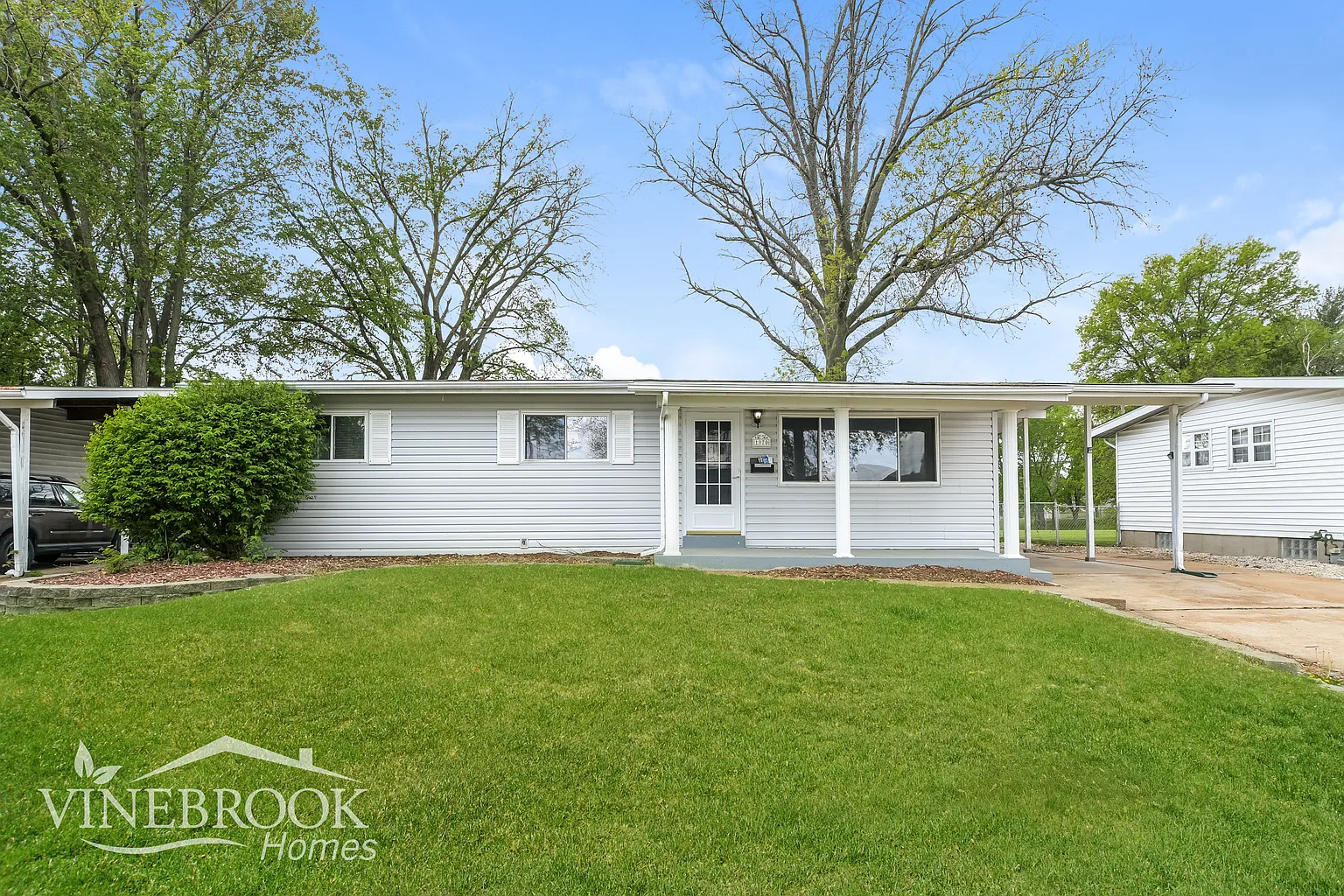 1970 Flamingo Dr photo 1