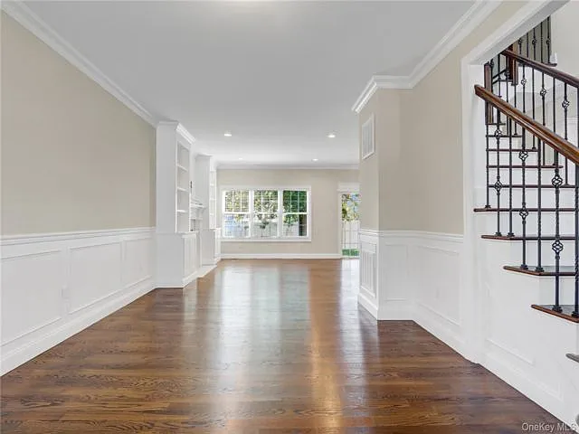 5 bed, 4.0 bath, 3000 sqft, $7,500 — Photo 3