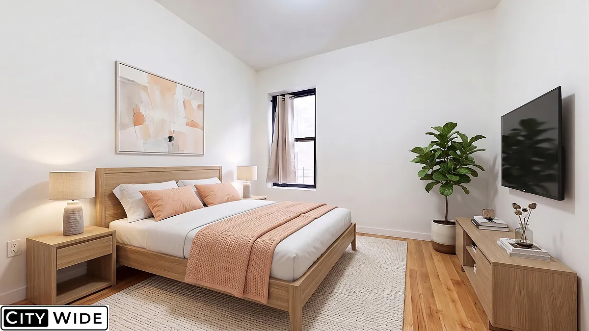 Building Photo - 209 W 80th St #3C