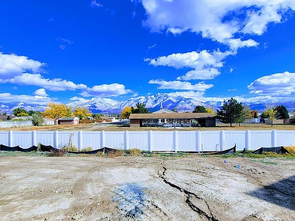 4th image of 1392 Camden Fields Ct