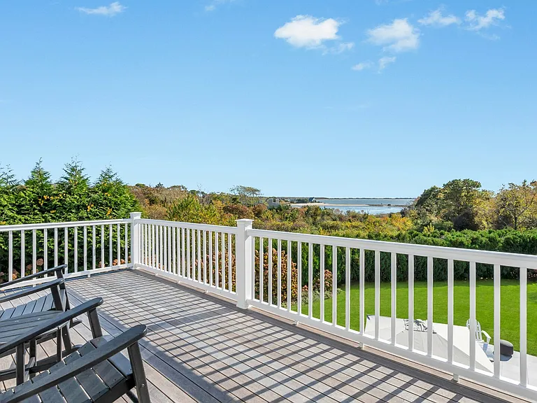 9 Landsdowne Ln — Photo 38