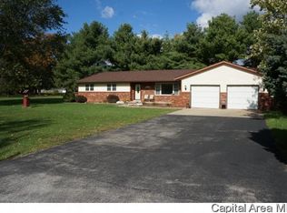 1203 W Glenarm Rd, Glenarm, IL 62536