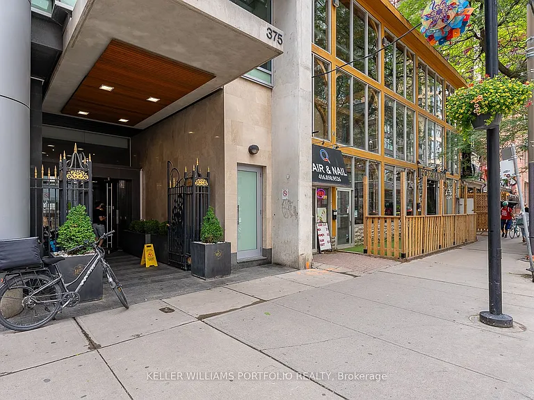 375 King St W #1805 — Photo 34