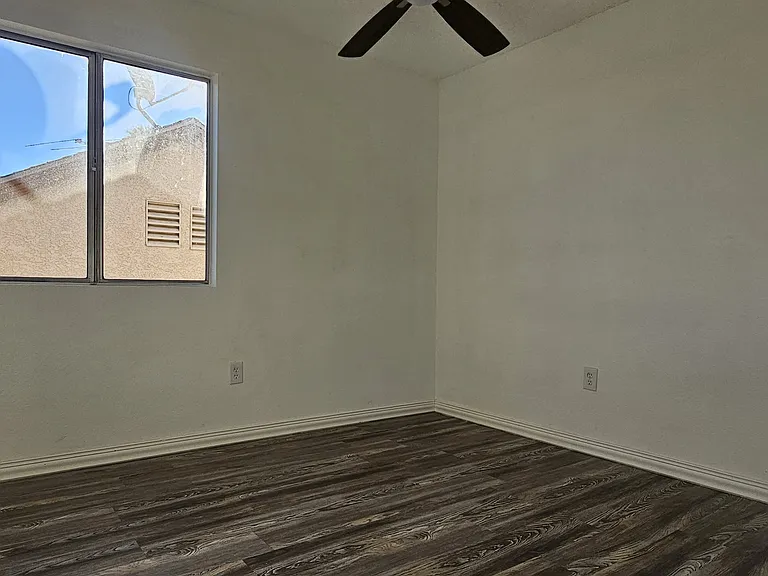 2229 Goldhill Way — Photo 13