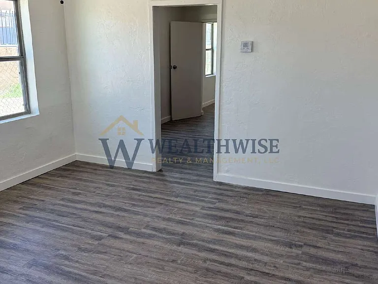 19 W Michigan Dr #A — Photo 15