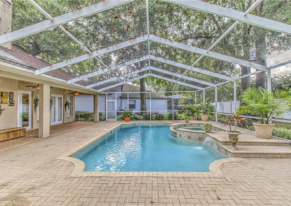 1st image of 2419 Valrico Forest Dr