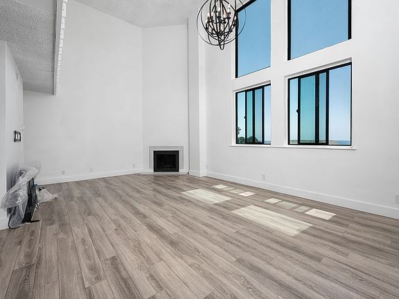 4th image of 19 Sunset Ave #3