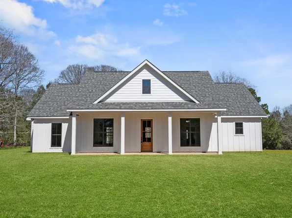 1022 Red Bird Ln, Summit, MS 39666