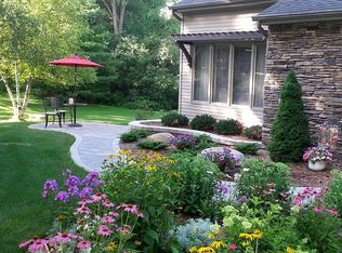 7659 Briarwood Cir, Brighton, MI 48116