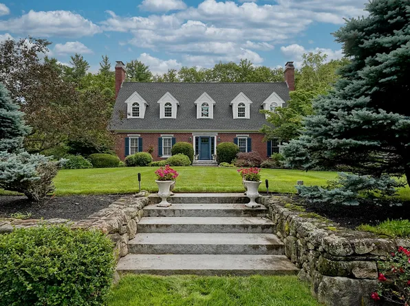 73 Mack Hill Road, Amherst, NH 03031