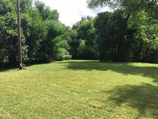 4 bed, 1636 sqft, $2,200 — Photo 1